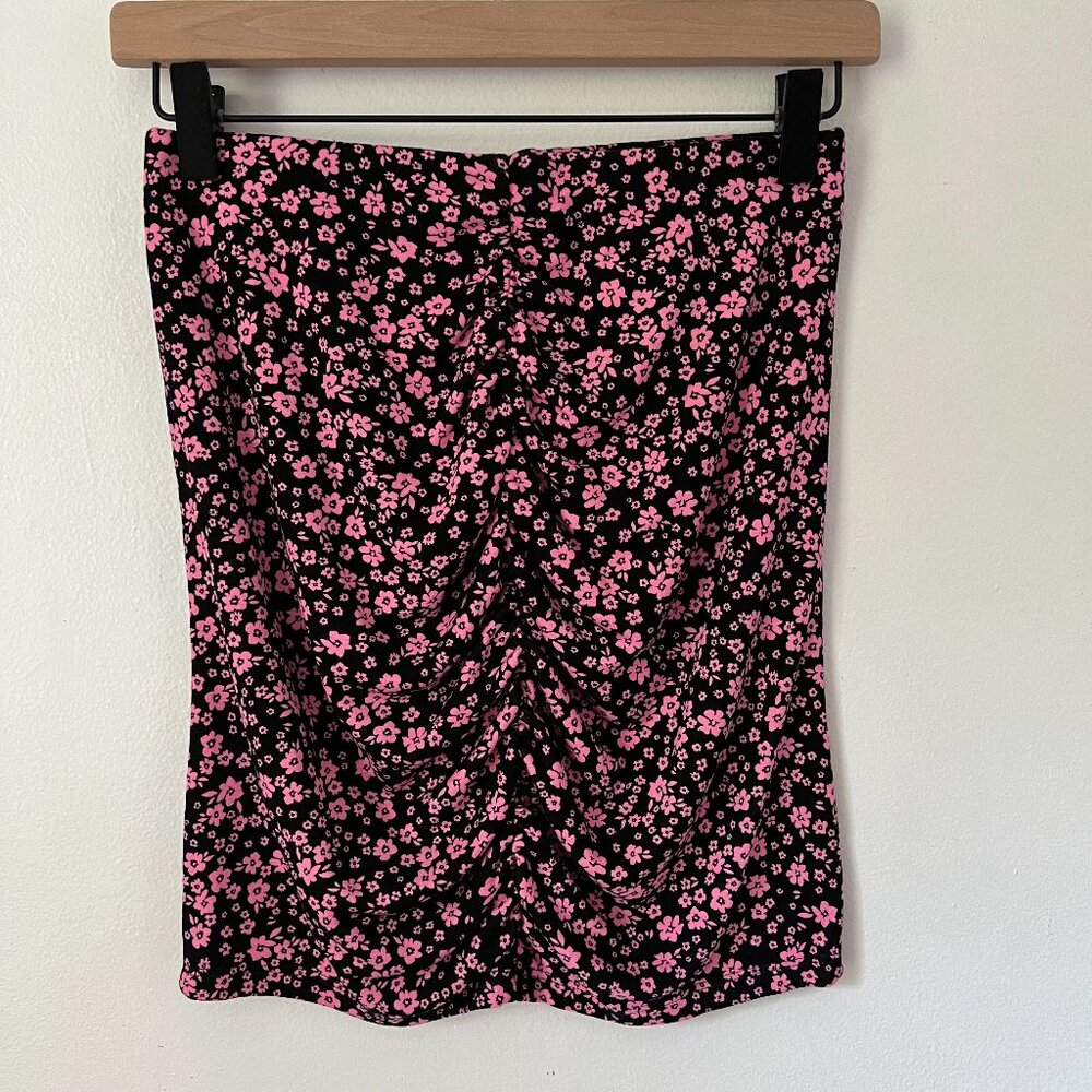 H&M Divided Pink Floral Mini Skirt Size S